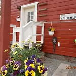 Kalliomajat Ylivalli