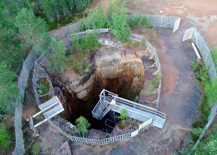 Nyaraló Kalliomajat *